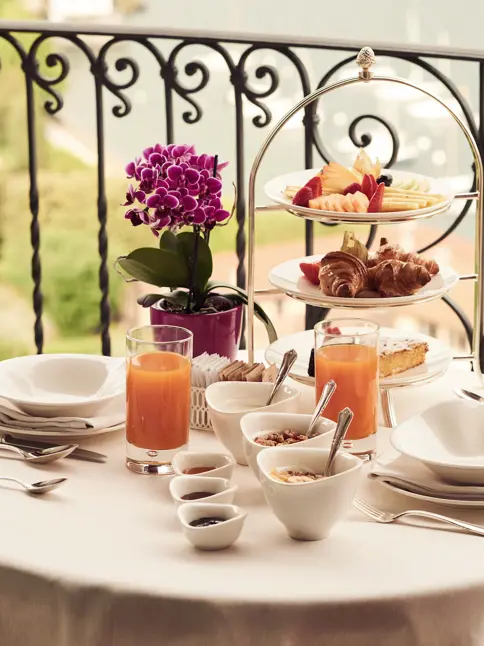 Belvedere Bellagio Rooms Suite Hb Breakfastroomservice Balcony Current