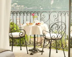 Belvedere Bellagio Rooms Suite Balcony Lake View Detail Current