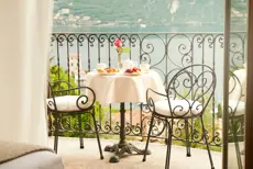 Belvedere Bellagio Rooms Suite Balcony Lake View Detail Current